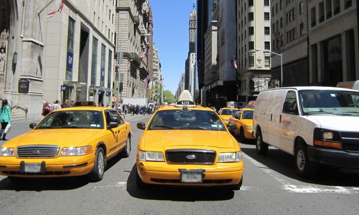 ハワイ ホノルル空港から市内 ワイキキのアクセス方法 所要時間 料金比較 Hawaii Milestone ハワイでコンテンツマーケティング